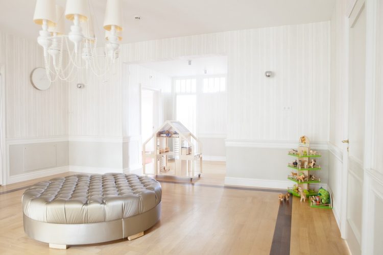 A tidy/clean room