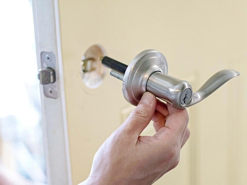 How to remove door handles.