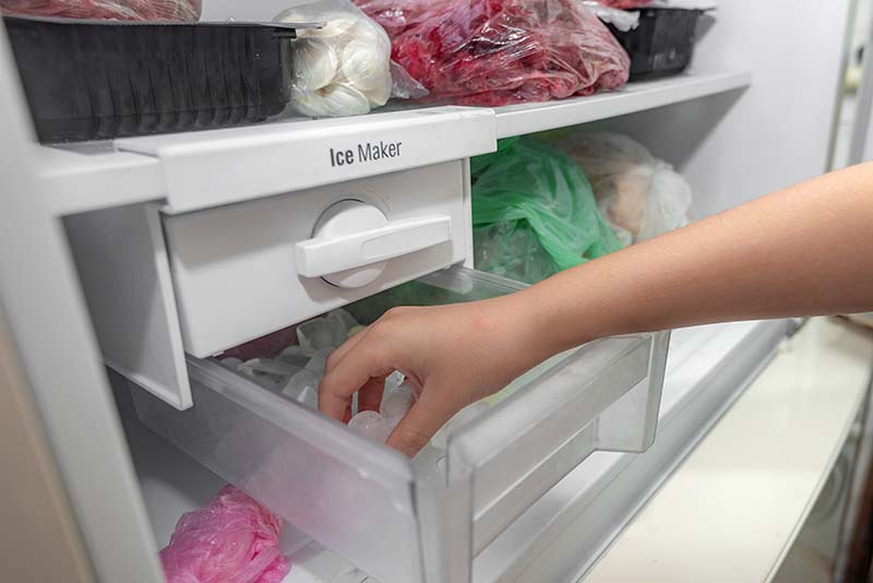 Filling freezer with ice