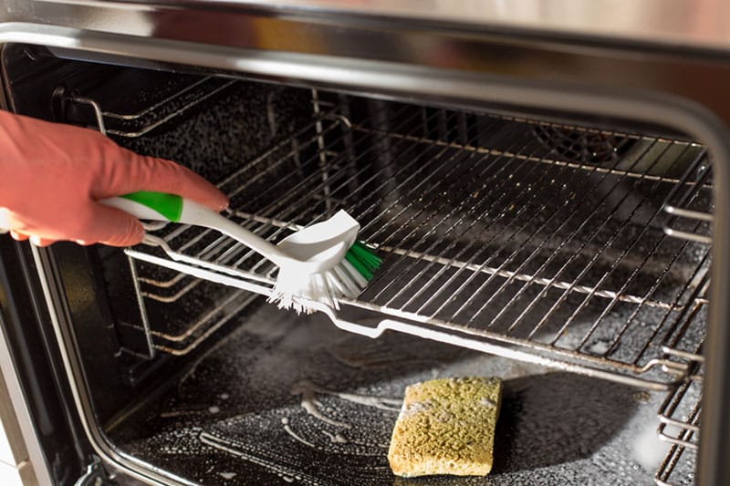 Cleaning oven racks