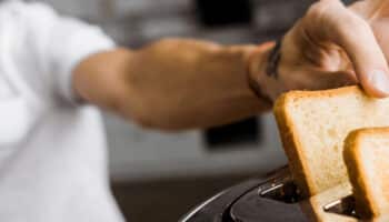 How To Clean A Toaster With Cheese In It