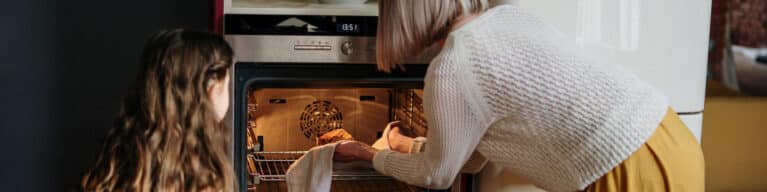 Oven Ringing Oven Making A BANG When It Heats Up? Here's Why