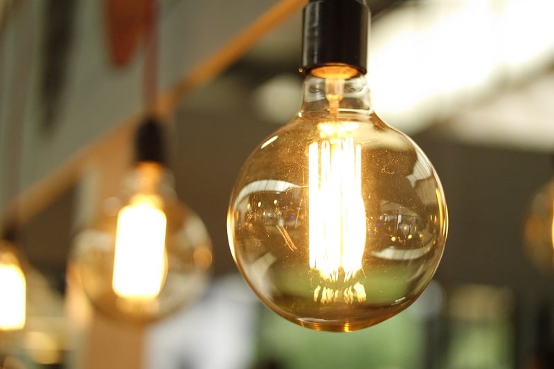Low energy light bulb