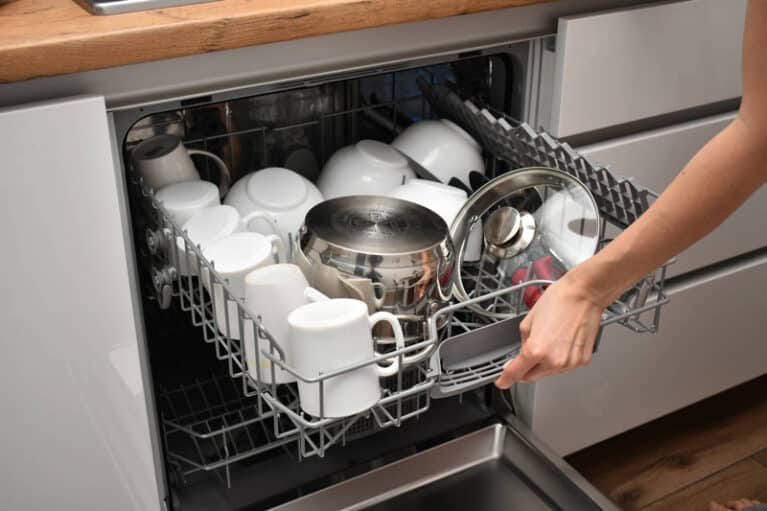 5 Fixes To Get Your Dishwasher Door Closing Properly