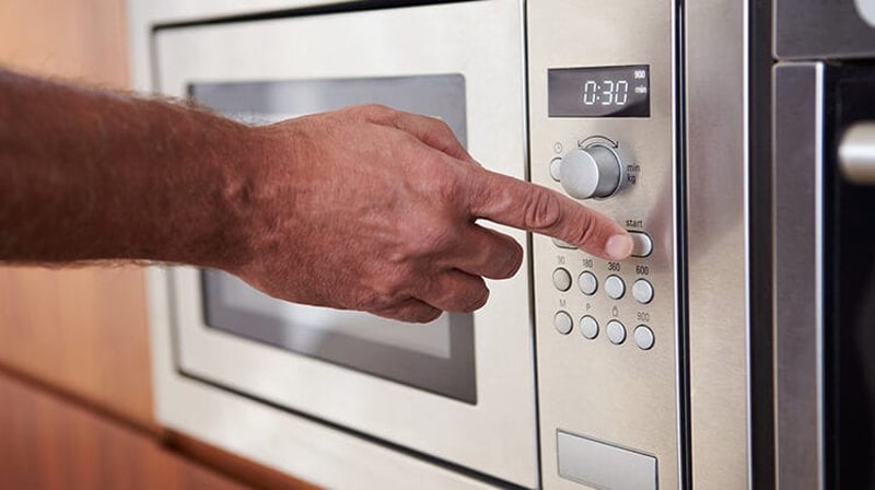 How to set microwave clock