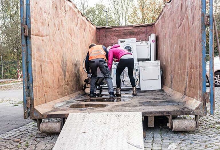 How to Dispose or Recycle An Old Toaster 3 Easy Options