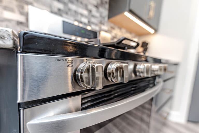 Stove Won't Turn On? Here's 5 Potential Causes & Fixes