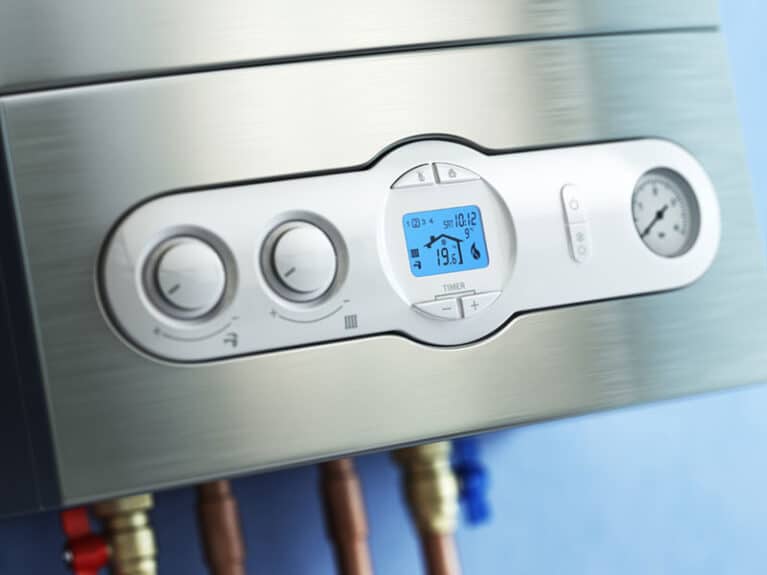 Running a Space Heater vs a Furnace Costs Compared