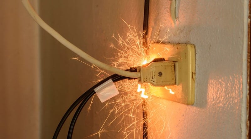 Electric connection sparking