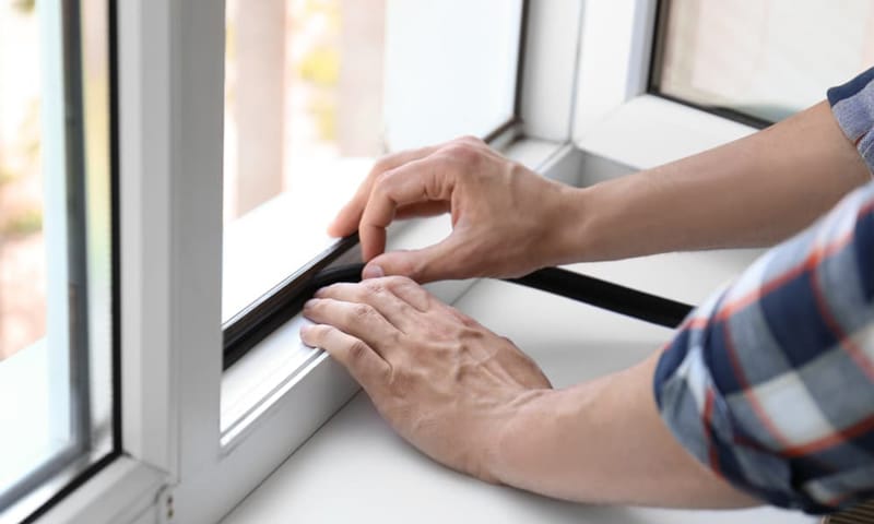 insulating window