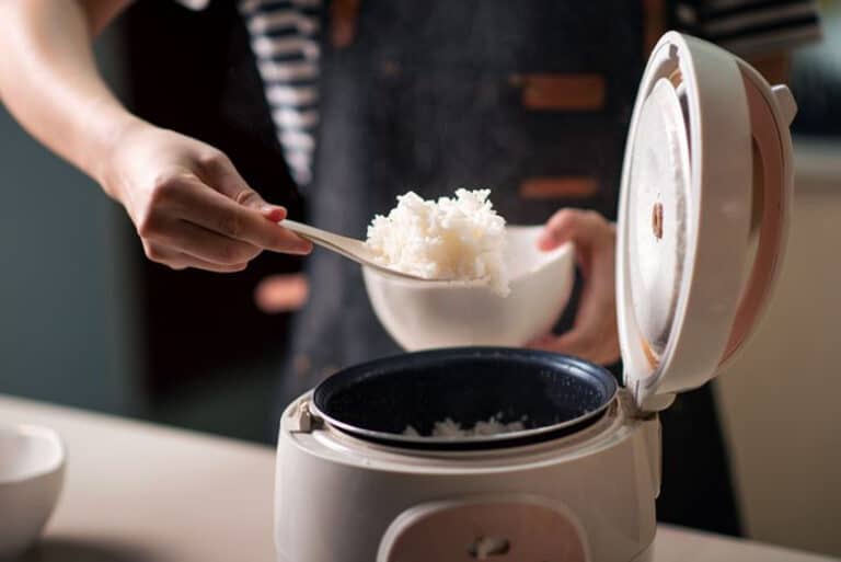 Rice Cooker Not Working Or Heating Up? 6 Fixes To Try