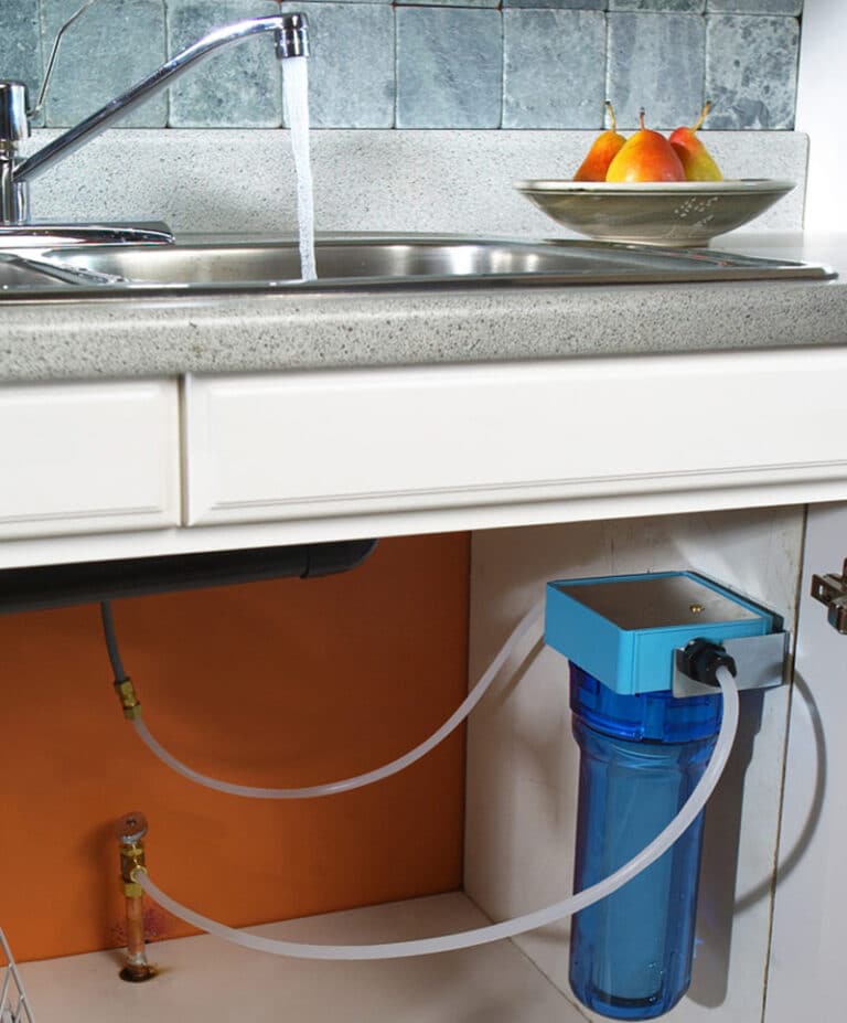 Water Filter Keeps Popping Out? Here's 4 Fixes To Try