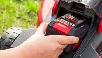 Jump Start A Lawn Mower With A Car In 6 Easy Steps