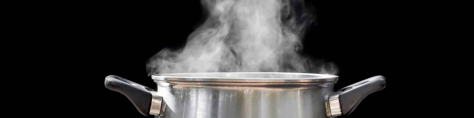 Rice Cookers vs Boiling Your Own Rice A Clear Comparison