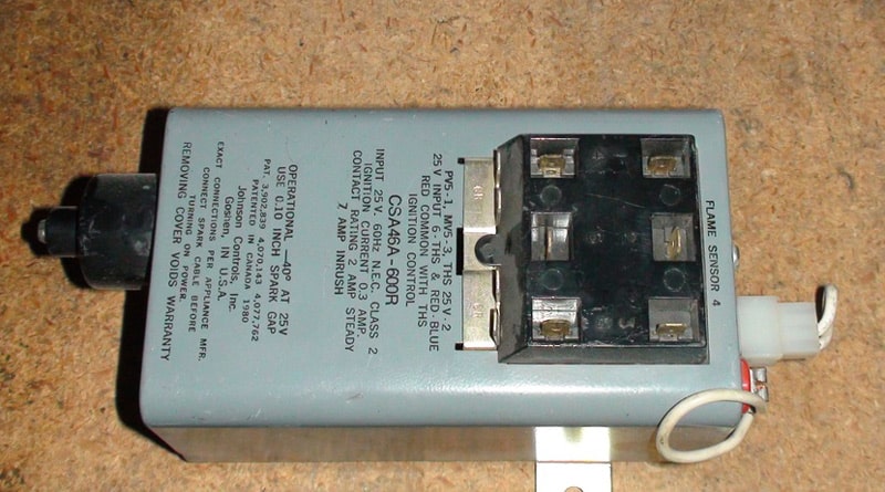 Gas furnace ignition control