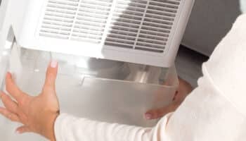 How to Stop A Leaking Dehumidifier In 8 Easy Steps