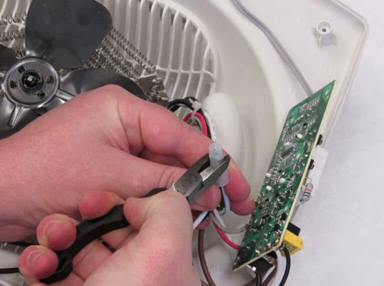Space Heater Keeps Shutting Off? 4 Causes & Solutions