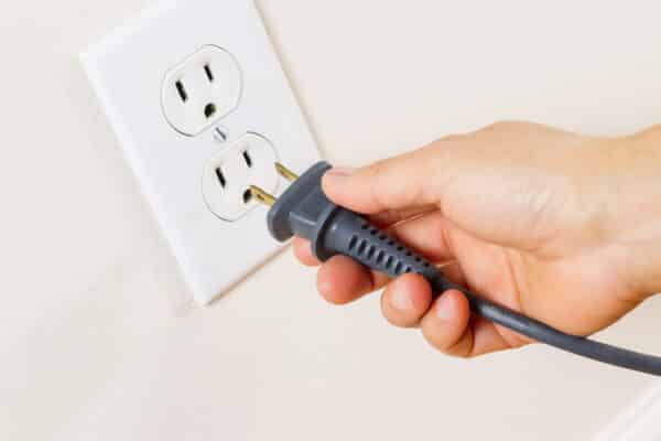 Unplug Ice Machine Removing Freezer Ice Without Defrosting: 6 Simple Steps