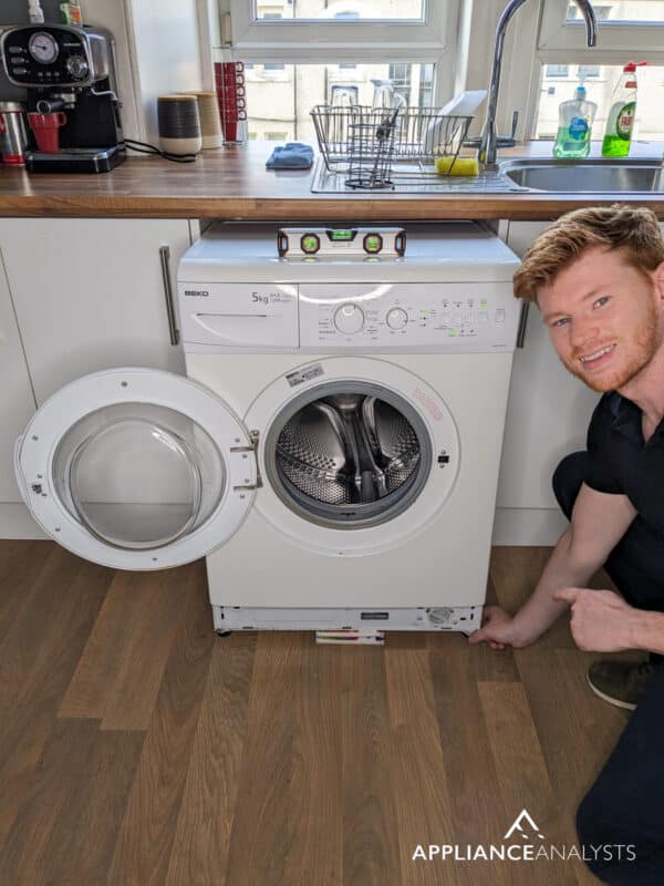 adjusting feet in washing machine