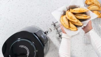 How to Stop Your Air Fryer Food Tasting of Plastic