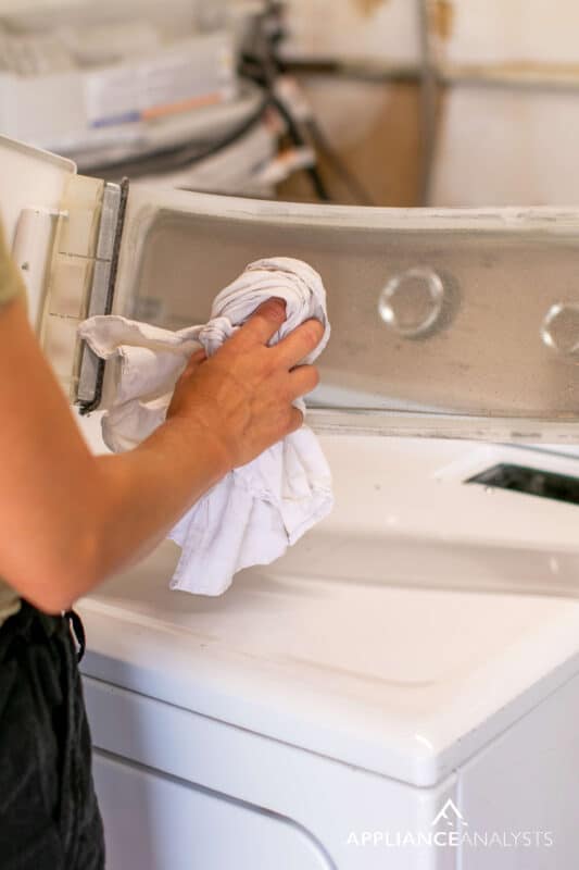 Cleaning dryer filter