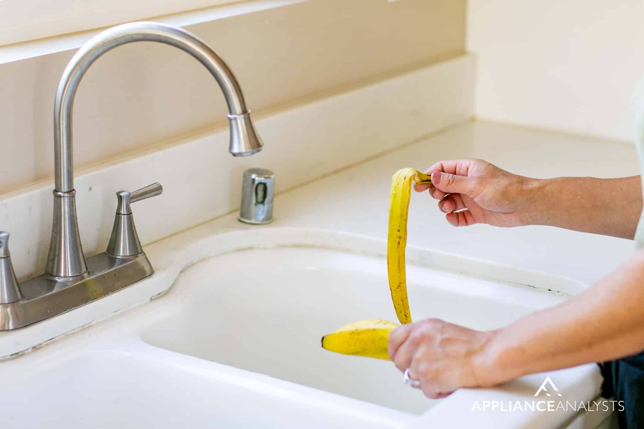 Garbage Disposal Smells Like Sewage? 4 Magic Cleaning Tips