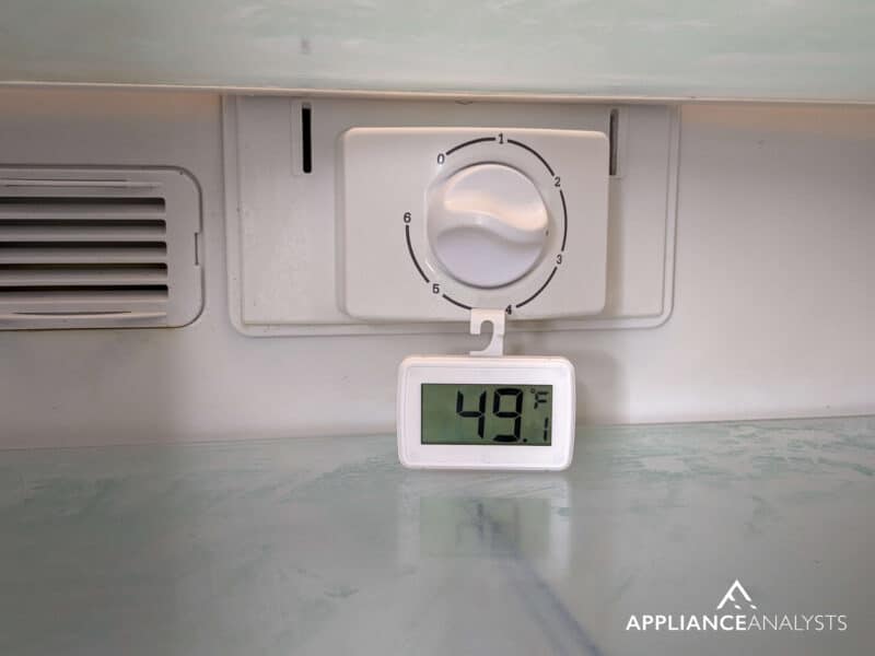 Thermostat in a fridge