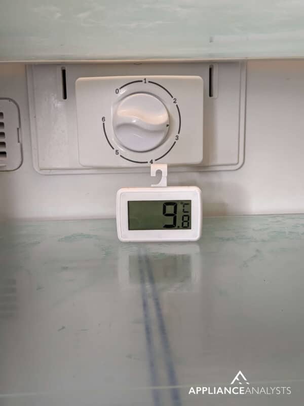 thermometer in refrigerator